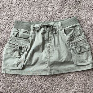 American Eagle Cargo Skort (Olive Green) - Size 10